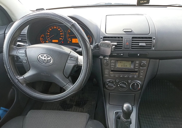 Toyota Avensis cena 8000 przebieg: 276721, rok produkcji 2006 z Łódź małe 92